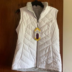 COPY - reversible puffer vest, white/grey